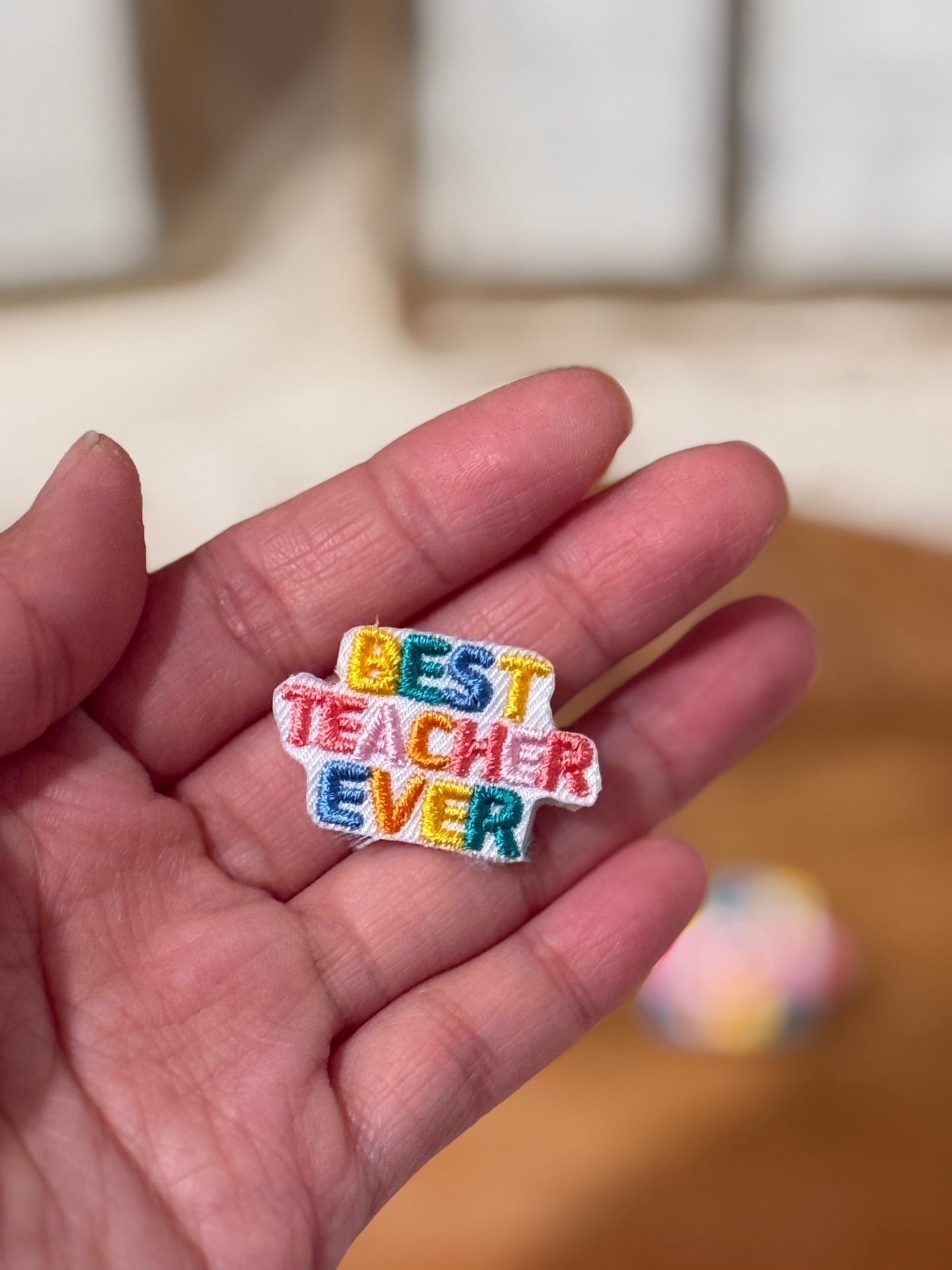 Best Teacher Ever Mini Embroidered Pin – Teacher Appreciation Brooch – Small Gift for Teachers – Cute Bag or Lanyard Accessory